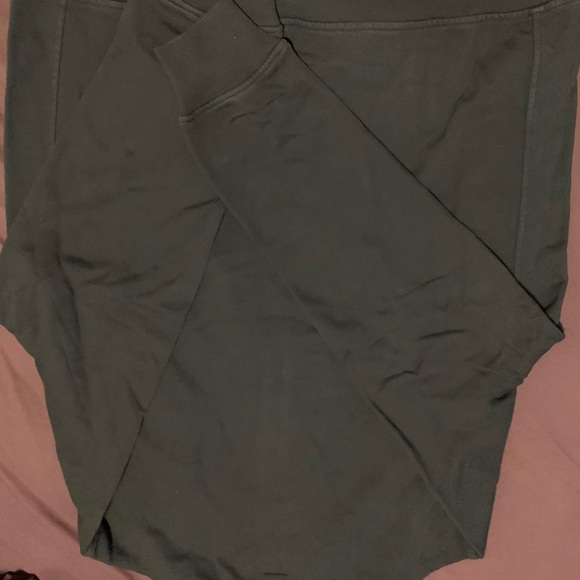 Turtle Neck Sweat Shirt - Picture 4 of 4